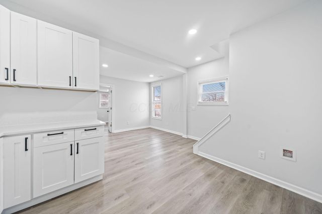 2841 E 10th Avenue, Columbus, OH 43219