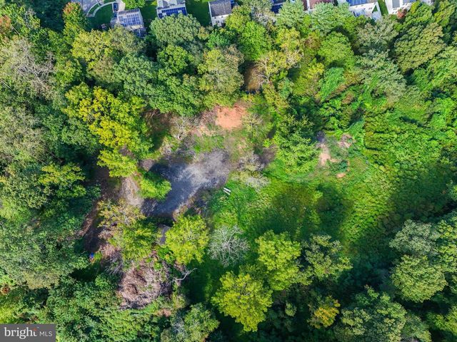 9310 CRANDALL RD, Lanham, MD 20706