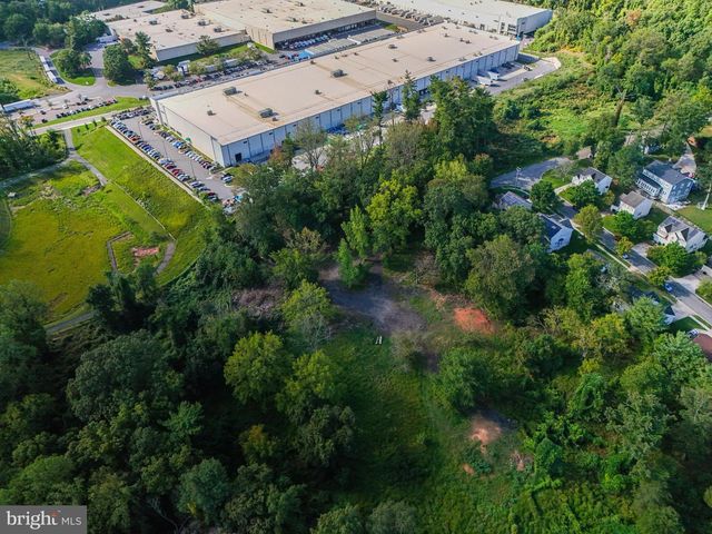 9310 CRANDALL RD, Lanham, MD 20706