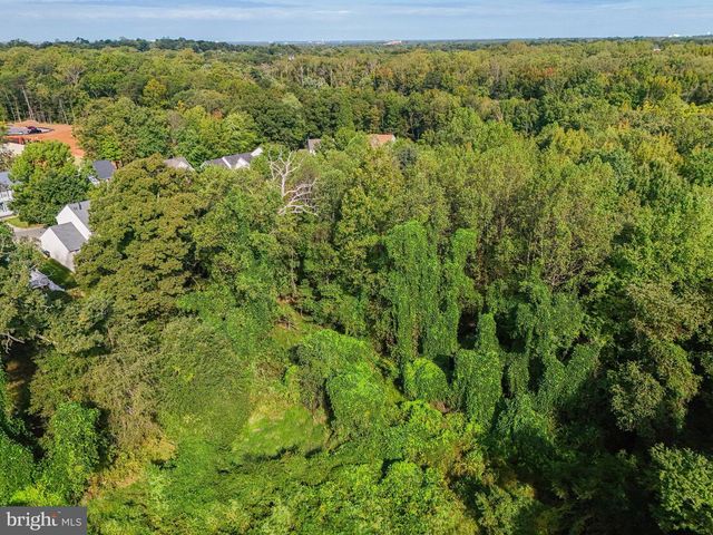 9310 CRANDALL RD, Lanham, MD 20706
