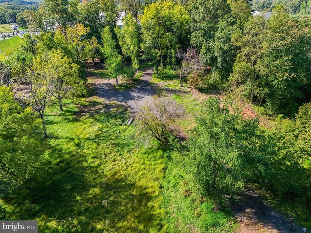 9310 CRANDALL RD, Lanham, MD 20706