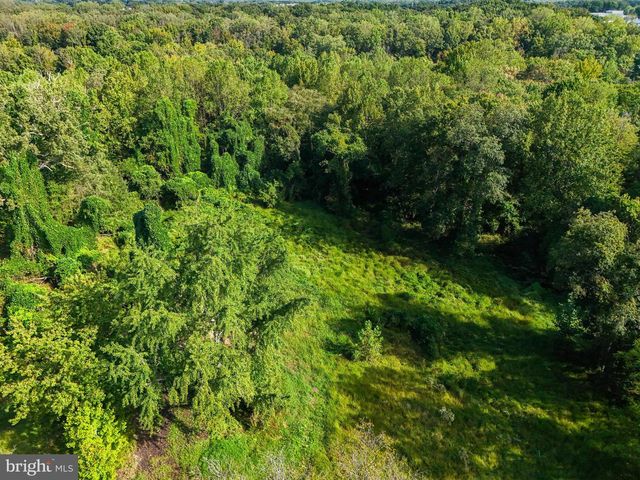 9310 CRANDALL RD, Lanham, MD 20706