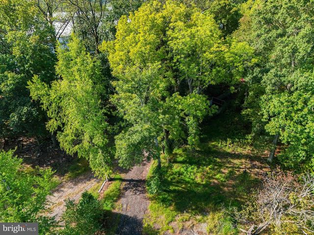 9310 CRANDALL RD, Lanham, MD 20706