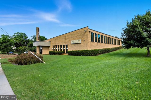 9310 CRANDALL RD, Lanham, MD 20706