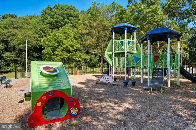 9310 CRANDALL RD, Lanham, MD 20706