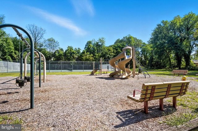9310 CRANDALL RD, Lanham, MD 20706