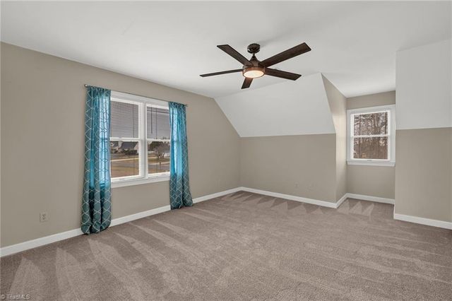 324 Mason Knoll Drive, Winston-salem, NC 27127