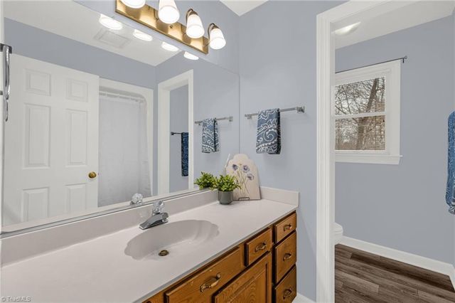 324 Mason Knoll Drive, Winston-salem, NC 27127