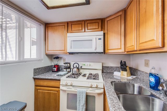 5240 Janfred Court 1, Las Vegas, NV 89103