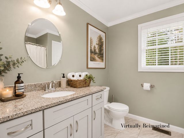 84 Osprey Lane, Lee, NH 03861