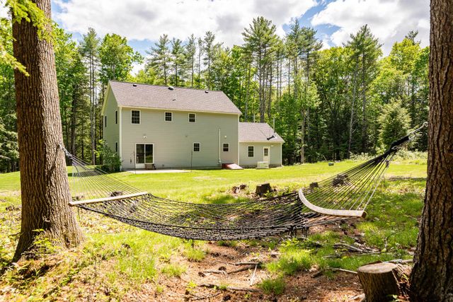 84 Osprey Lane, Lee, NH 03861