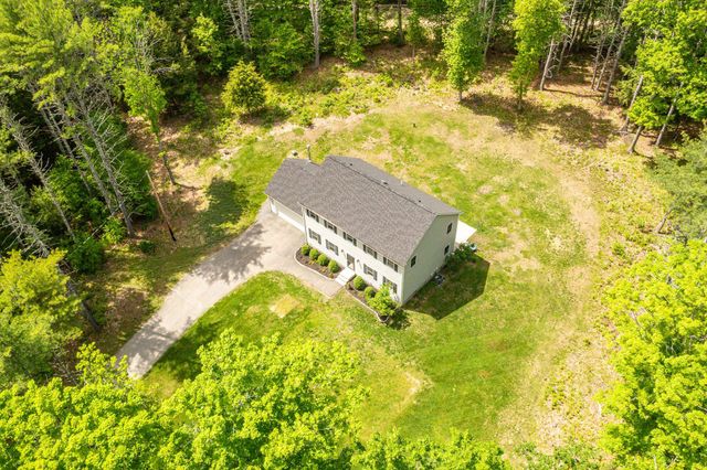 84 Osprey Lane, Lee, NH 03861