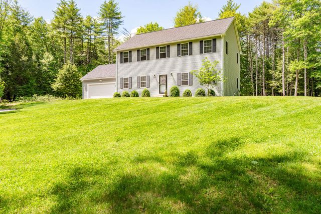 84 Osprey Lane, Lee, NH 03861