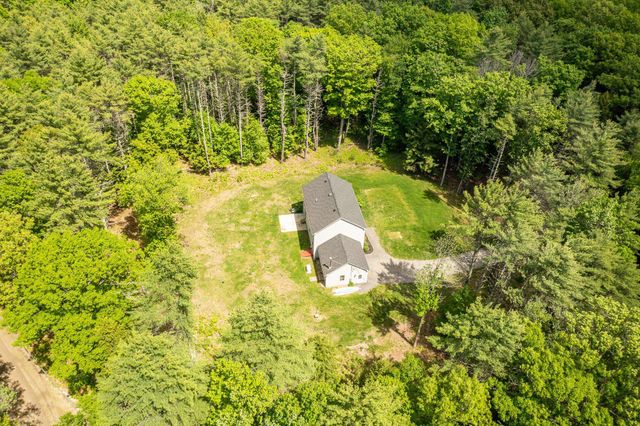 84 Osprey Lane, Lee, NH 03861