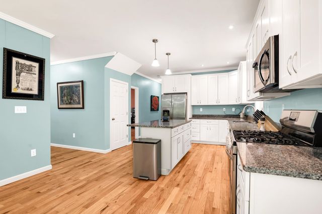 84 Osprey Lane, Lee, NH 03861