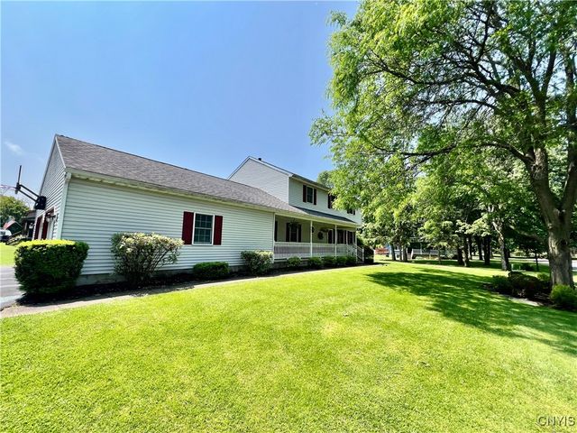 2 Whitetail Circle, Oswego, NY 13126