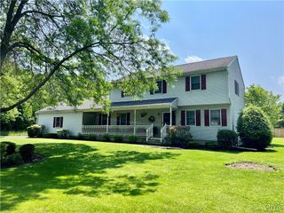 2 Whitetail Circle, Oswego, NY 13126