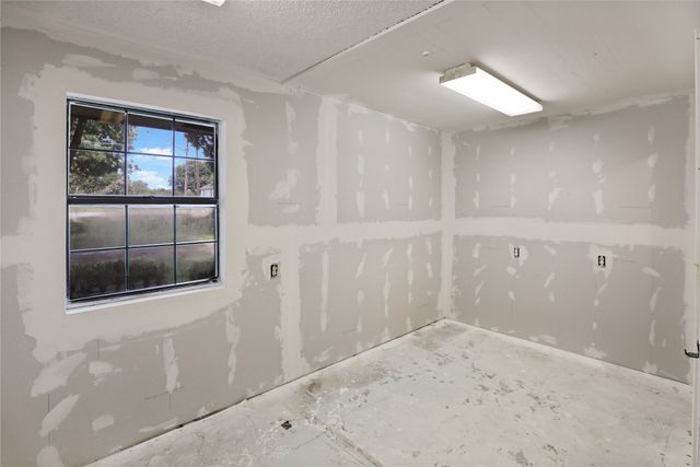 302 Wilcoxson Street, Farmersville, TX 75442