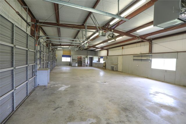 302 Wilcoxson Street, Farmersville, TX 75442