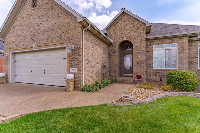 285 Persimmon Circle, Boonville, IN 47601