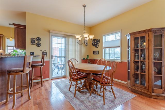 285 Persimmon Circle, Boonville, IN 47601