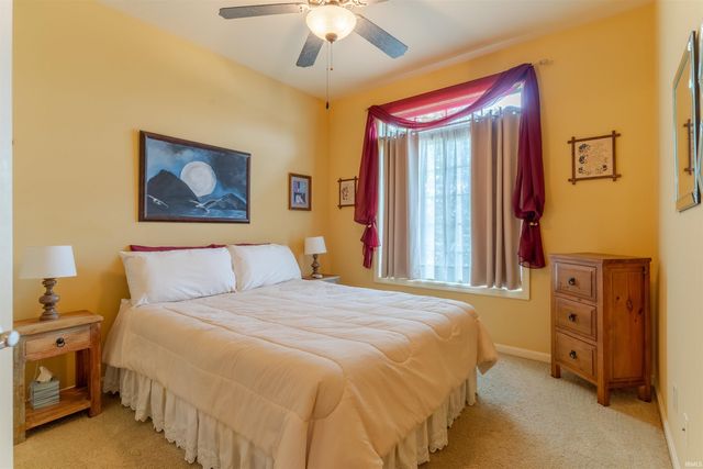 285 Persimmon Circle, Boonville, IN 47601