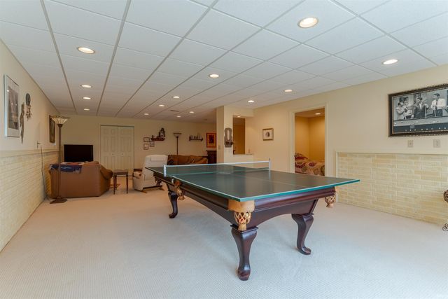 285 Persimmon Circle, Boonville, IN 47601