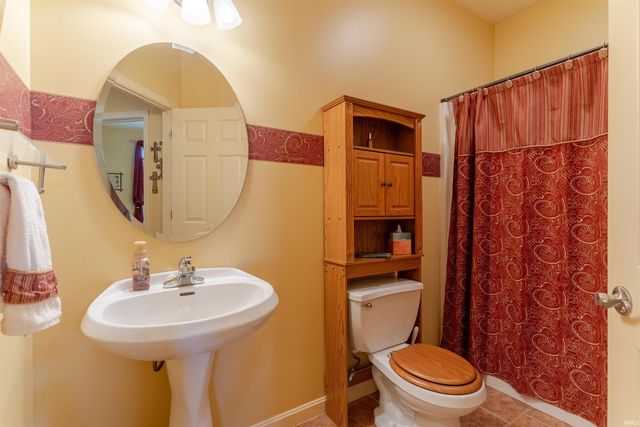 285 Persimmon Circle, Boonville, IN 47601