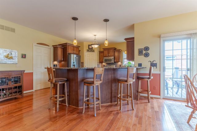 285 Persimmon Circle, Boonville, IN 47601