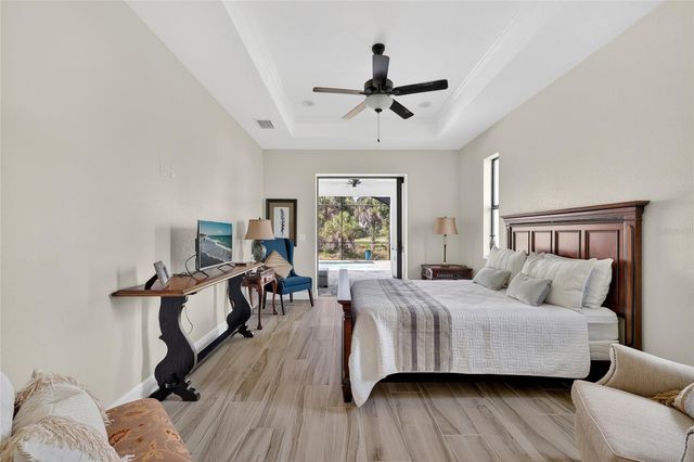 592 ROTONDA CIRCLE, Rotonda West, FL 33947
