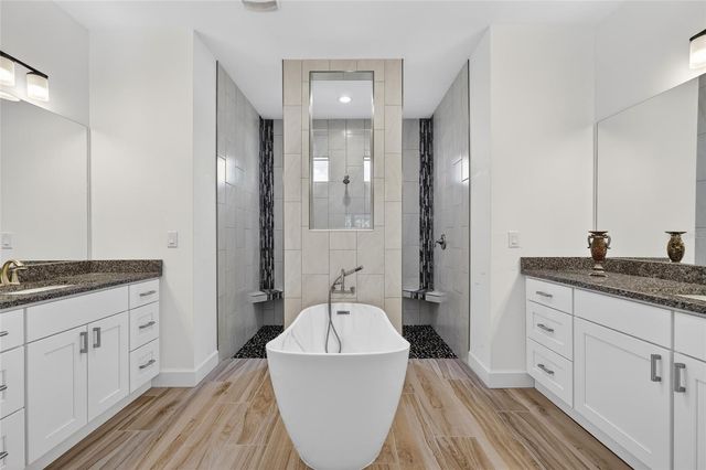 592 ROTONDA CIRCLE, Rotonda West, FL 33947