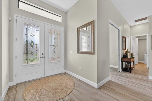 592 ROTONDA CIRCLE, Rotonda West, FL 33947