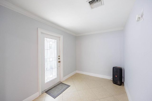 2578 Kentucky Street, West Palm Beach, FL 33406