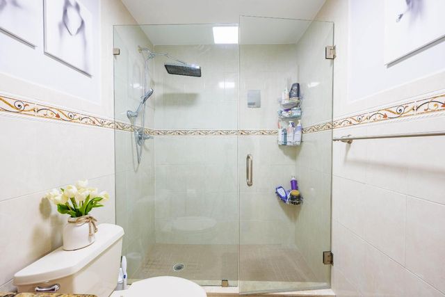 2578 Kentucky Street, West Palm Beach, FL 33406