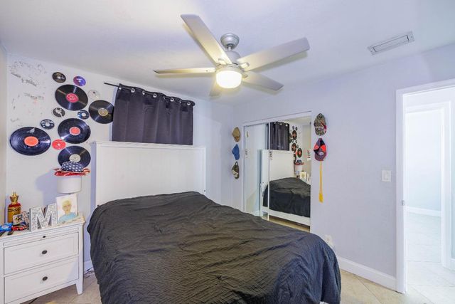 2578 Kentucky Street, West Palm Beach, FL 33406