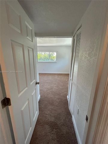 1450 NE 151st St 101, Miami, FL 33162