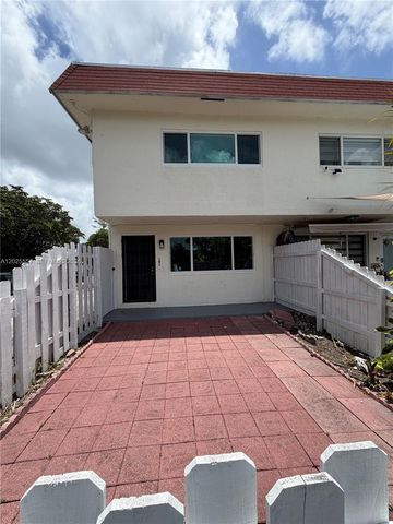 1450 NE 151st St 101, Miami, FL 33162