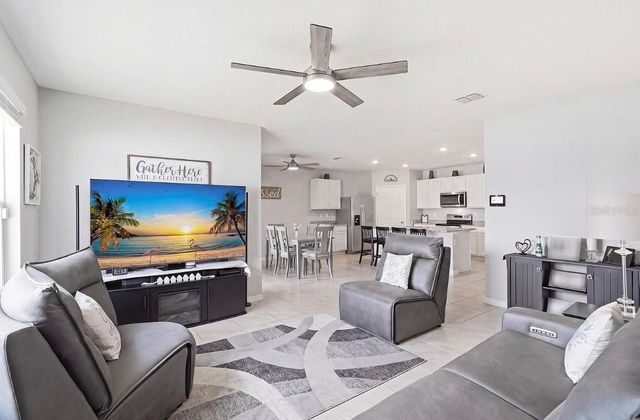 2561 HARMONIA HAMMOCK RD, Harmony, FL 34773