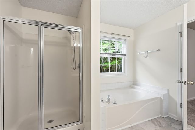 406 Cambridge Court, Hinesville, GA 31313