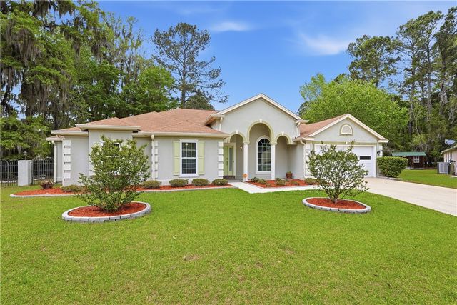 406 Cambridge Court, Hinesville, GA 31313