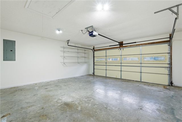 406 Cambridge Court, Hinesville, GA 31313