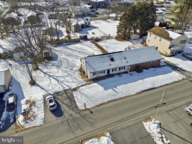 114 S LOCKWILLOW AVE, Harrisburg, PA 17112