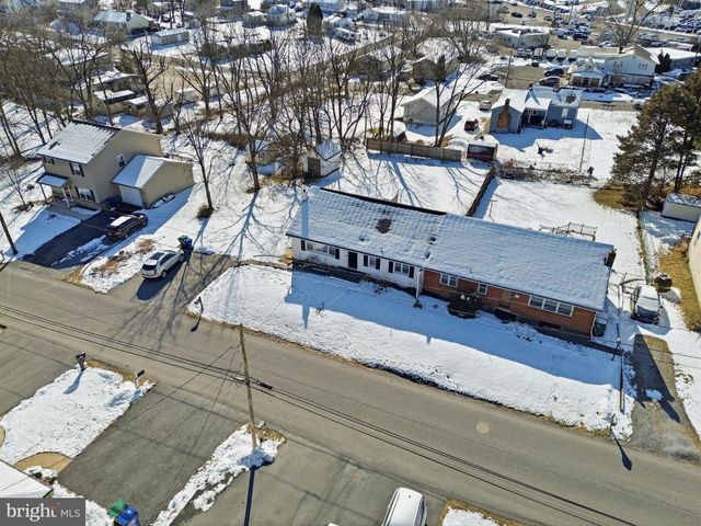 114 S LOCKWILLOW AVE, Harrisburg, PA 17112