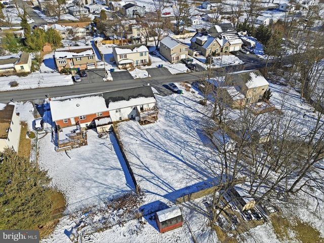 114 S LOCKWILLOW AVE, Harrisburg, PA 17112