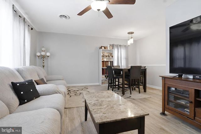 114 S LOCKWILLOW AVE, Harrisburg, PA 17112