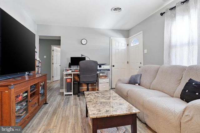 114 S LOCKWILLOW AVE, Harrisburg, PA 17112