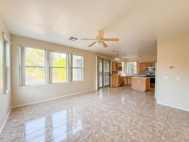 6874 W BLACKHAWK Drive, Glendale, AZ 85308