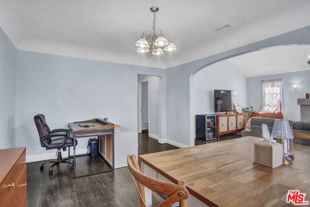 1728 W 81st Street, Los Angeles, CA 90047