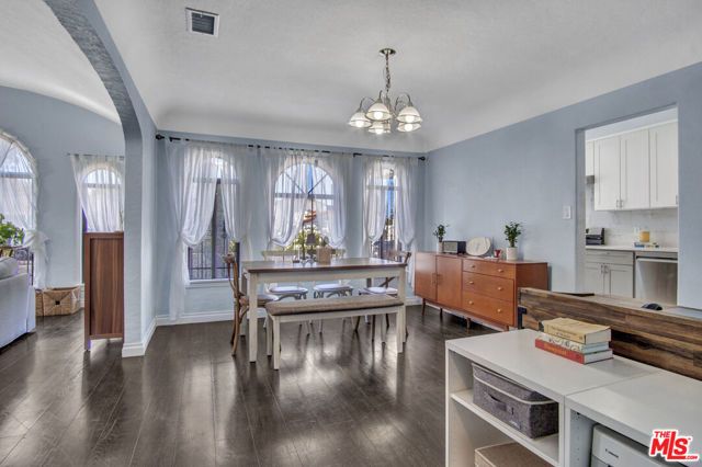 1728 W 81st Street, Los Angeles, CA 90047