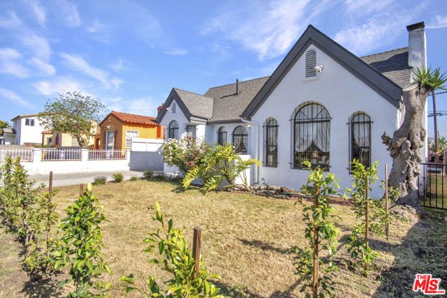 1728 W 81st Street, Los Angeles, CA 90047